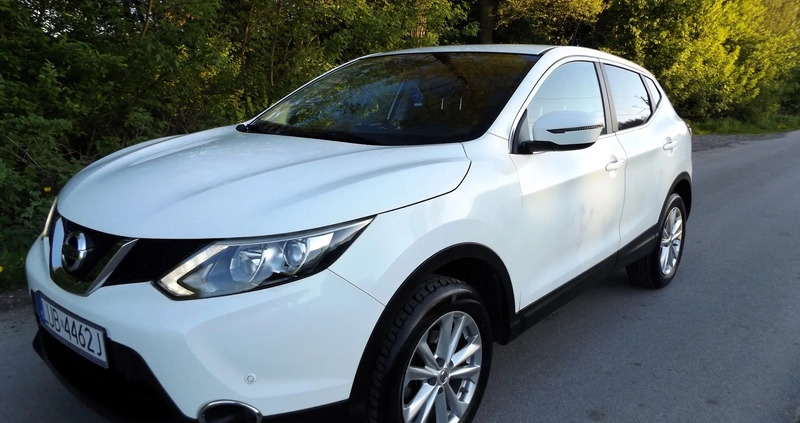 Nissan Qashqai cena 54900 przebieg: 104000, rok produkcji 2016 z Biały Bór małe 277